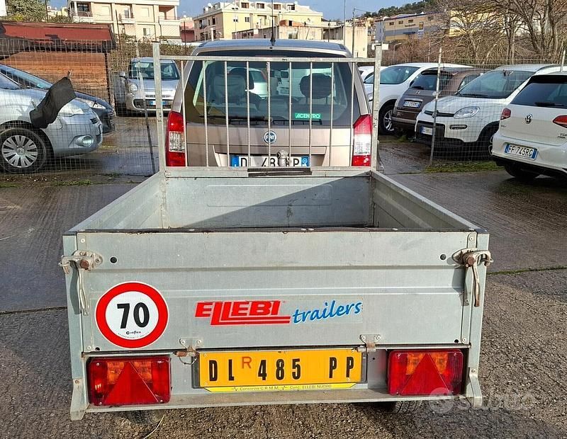 Usata Fiat Idea 70 CV (51 kW) 2008 Grigio Monovolume