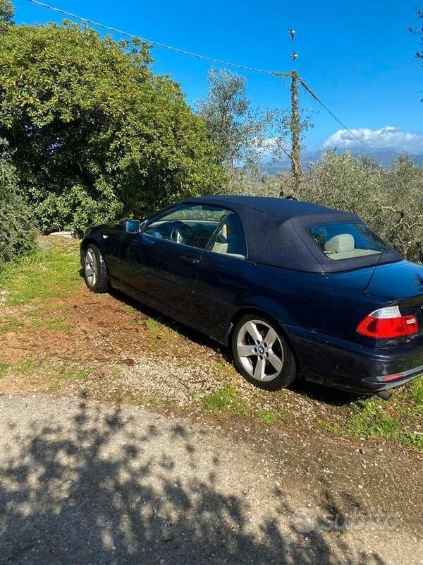 Usata BMW 318 2005 Blu Cabrio