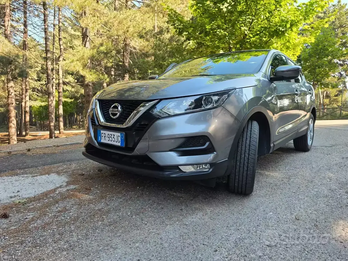 Usata Nissan Qashqai 110 CV (80 kW) 2018 Grigio SUV