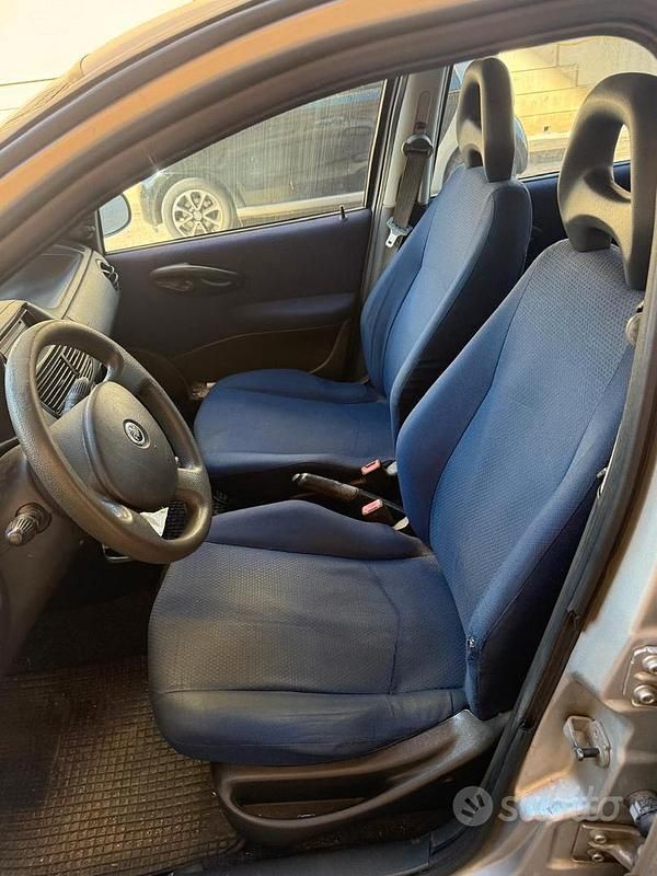 Usata Fiat Punto 2003 Grigio Utilitaria