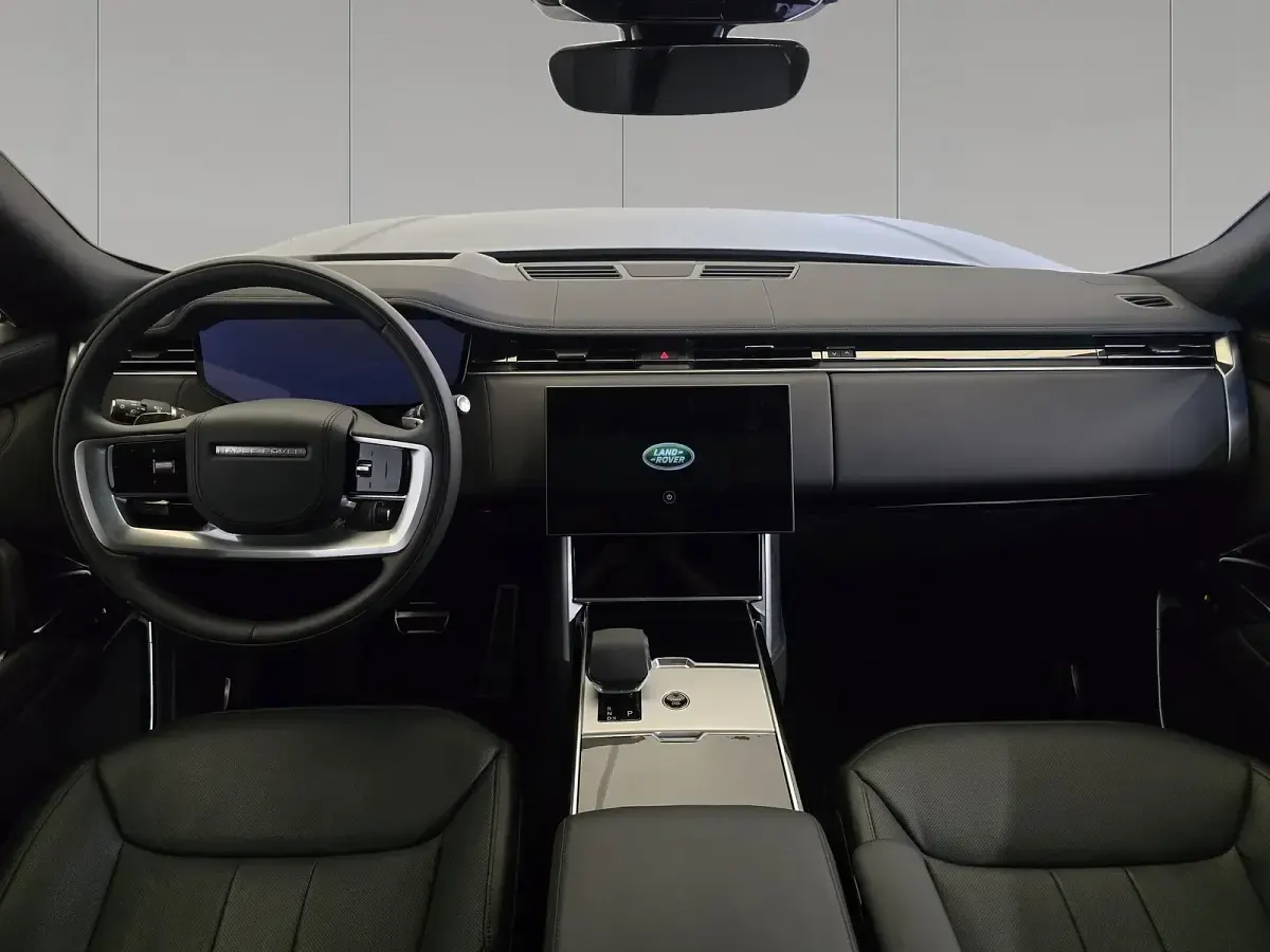 Usata Land Rover Range Rover HSE 249 CV (183 kW) 2025 Santorini black SUV