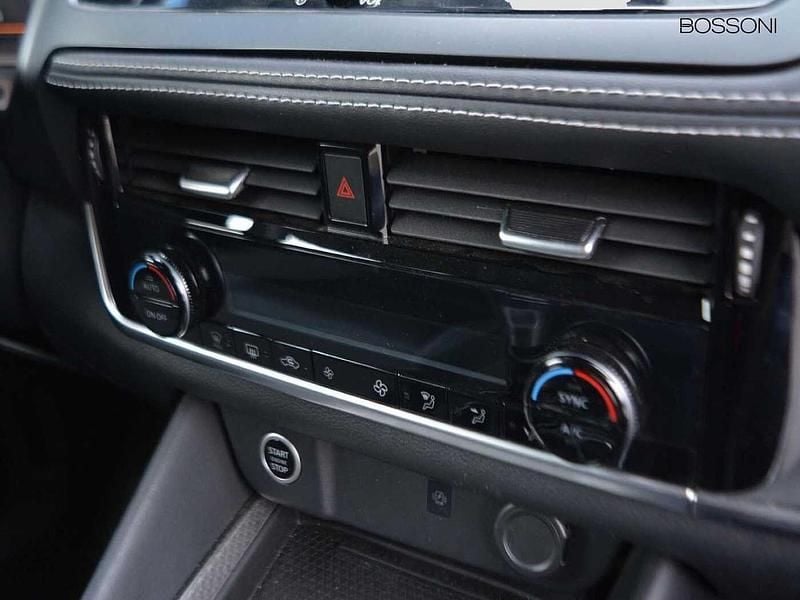 Usata Nissan Qashqai N-Connecta 140 CV (102 kW) 2025 Nero SUV