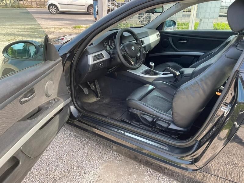 Usata BMW 320 177 CV (130 kW) 2008 Nero Coupé
