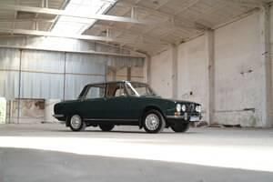 Usata Alfa Romeo 1750 113 CV (83 kW) 1970 Verde Berlina