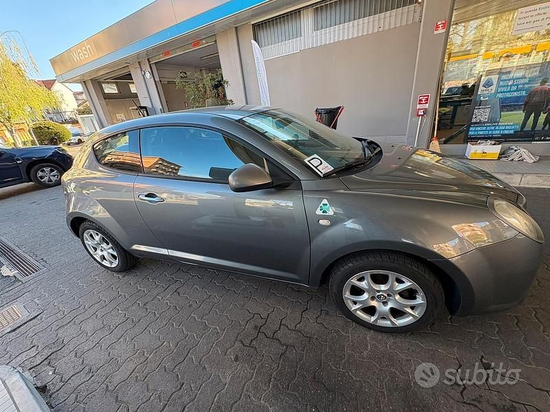 Usata Alfa Romeo MiTo 70 CV (51 kW) 2009 Grigio Utilitaria