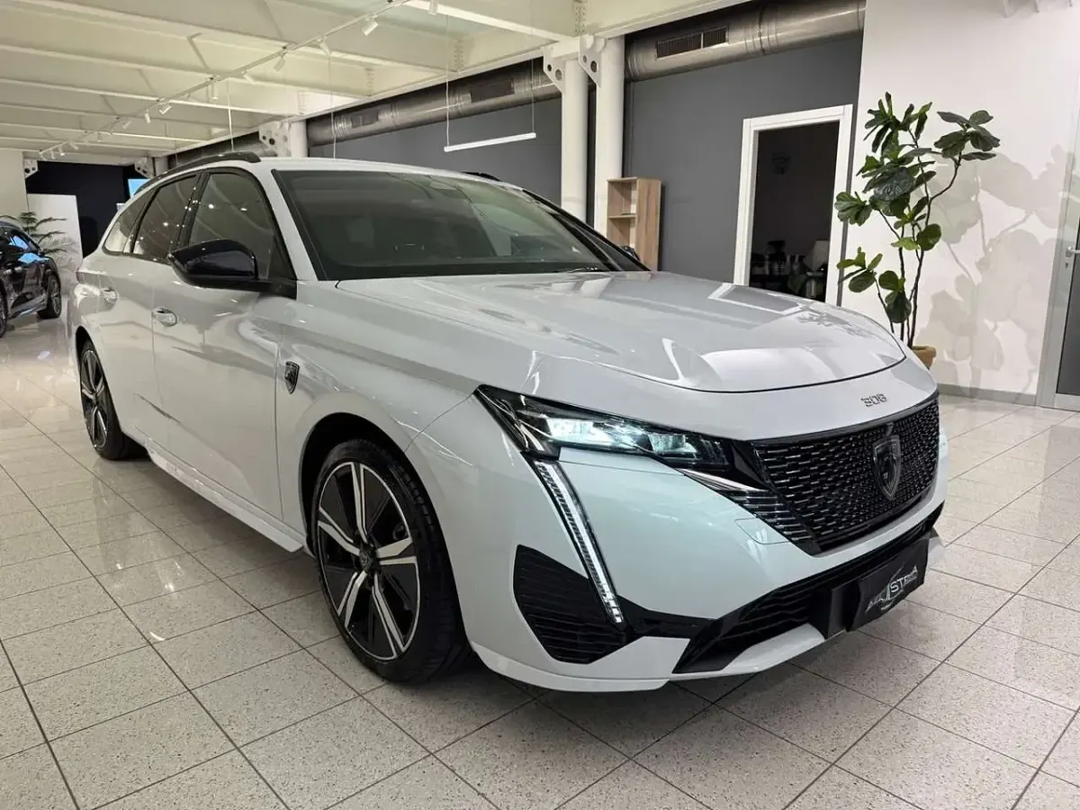 Usata Peugeot 308 SW GTi 136 CV (100 kW) 2025 Bianco okenite Station wagon