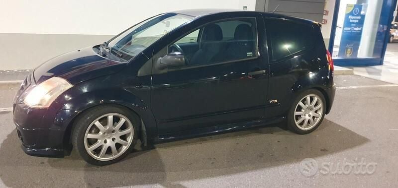 Nero Usata 2007 Citroën C2 Due volumi | 4500 € - Immagine 1/4