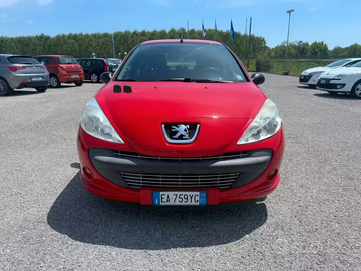 Usata Peugeot 206 57 CV (41 kW) 2010 Rosso Berlina