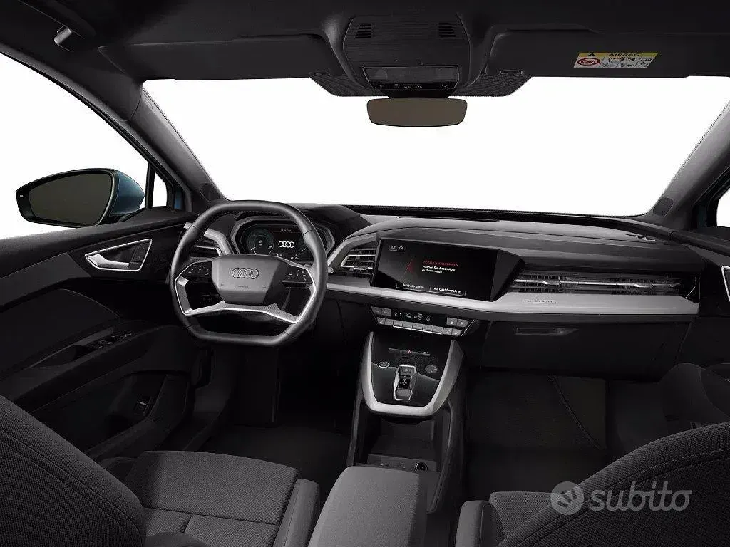 Nuova Audi Q4 e-tron Advanced 210 kW (286 CV) 2026 Nero mythos SUV
