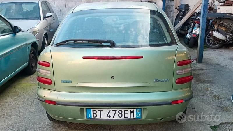 Usata Fiat Brava 80 CV (58 kW) 2001 Verde Utilitaria