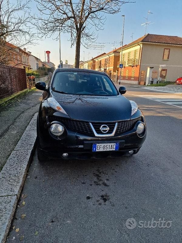 Nero Usata 2010 Nissan Juke SUV | 6000 € (Buon prezzo) - Immagine 1/4