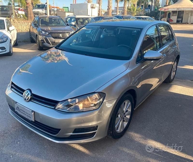 Usata VW Golf VII Comfortline 110 CV (80 kW) 2016 Grigio Berlina