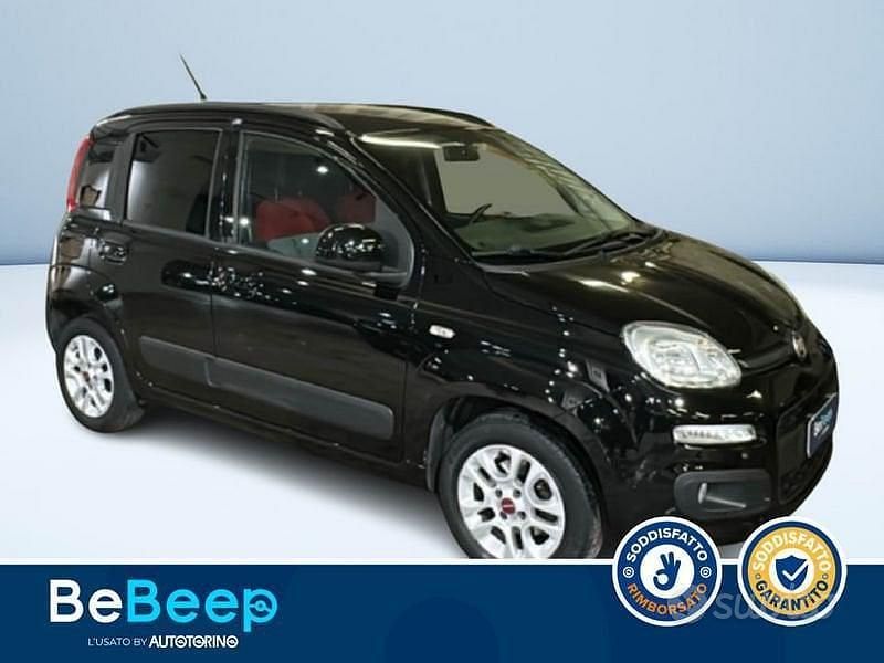 Usata Fiat Panda Lounge 69 CV (50 kW) 2017 Nero metallizzato Utilitaria