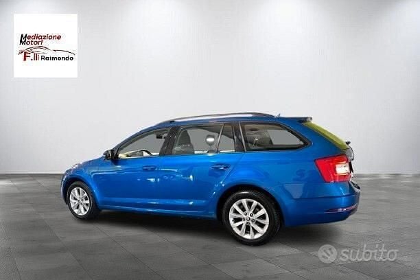 Usata Skoda Octavia Style 115 CV (84 kW) 2018 Blu Station wagon