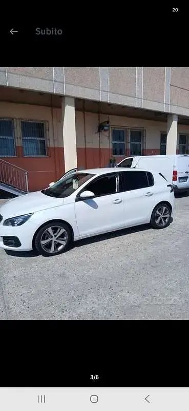 Usata Peugeot 308 Active 131 CV (96 kW) 2018 Bianco Berlina