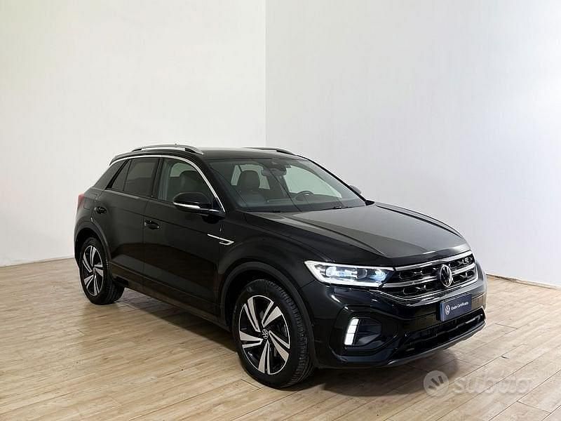 Usata VW T-Roc R-line 150 CV (110 kW) 2022 Nero SUV