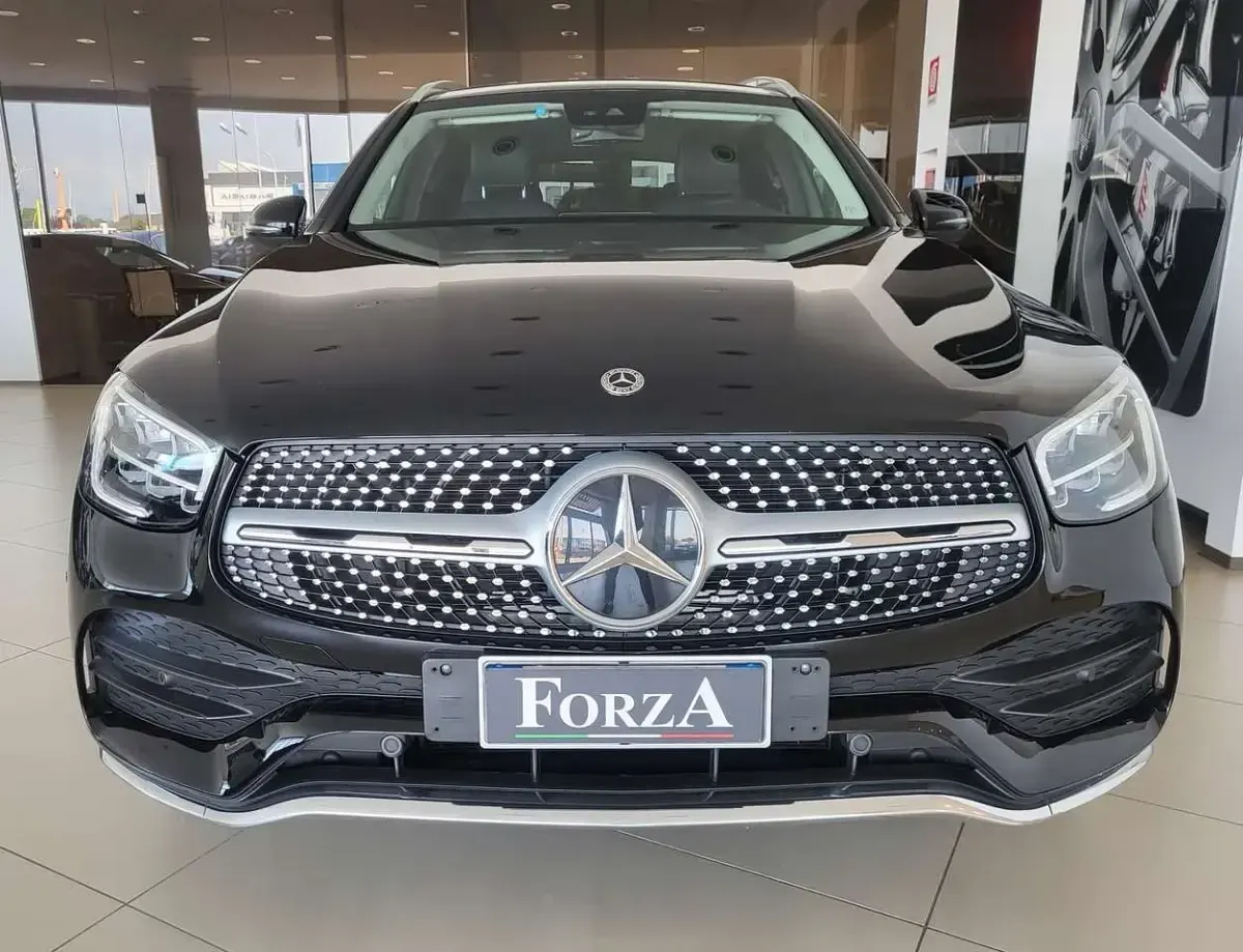 Usata Mercedes GLC220 AMG line 194 CV (142 kW) 2022 Nero ossidiana SUV