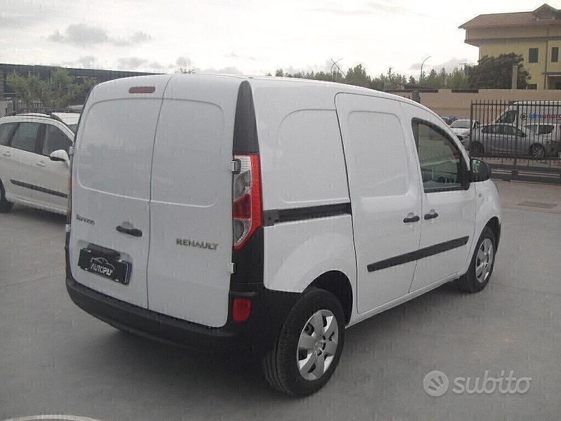 Usata Renault Kangoo 75 CV (55 kW) 2015 Bianco Monovolume