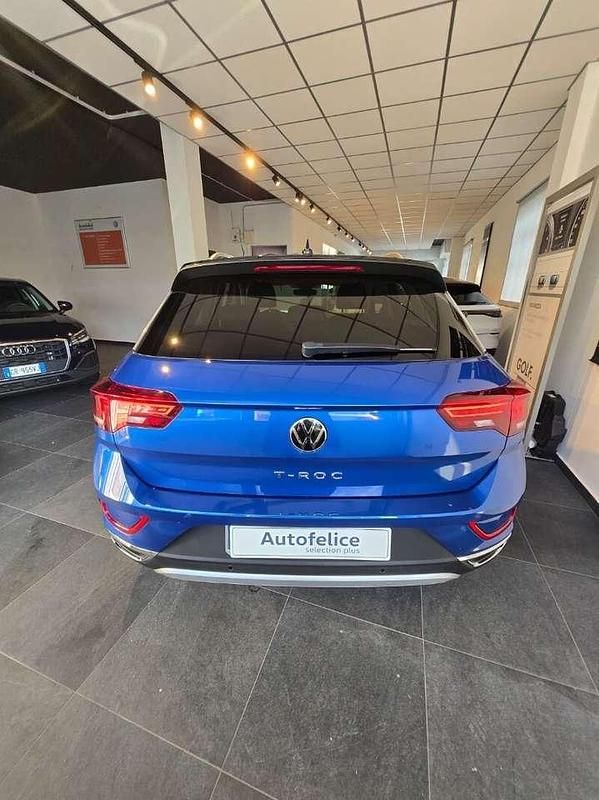 Usata VW T-Roc Style 110 CV (80 kW) 2022 Blu/azzurro SUV