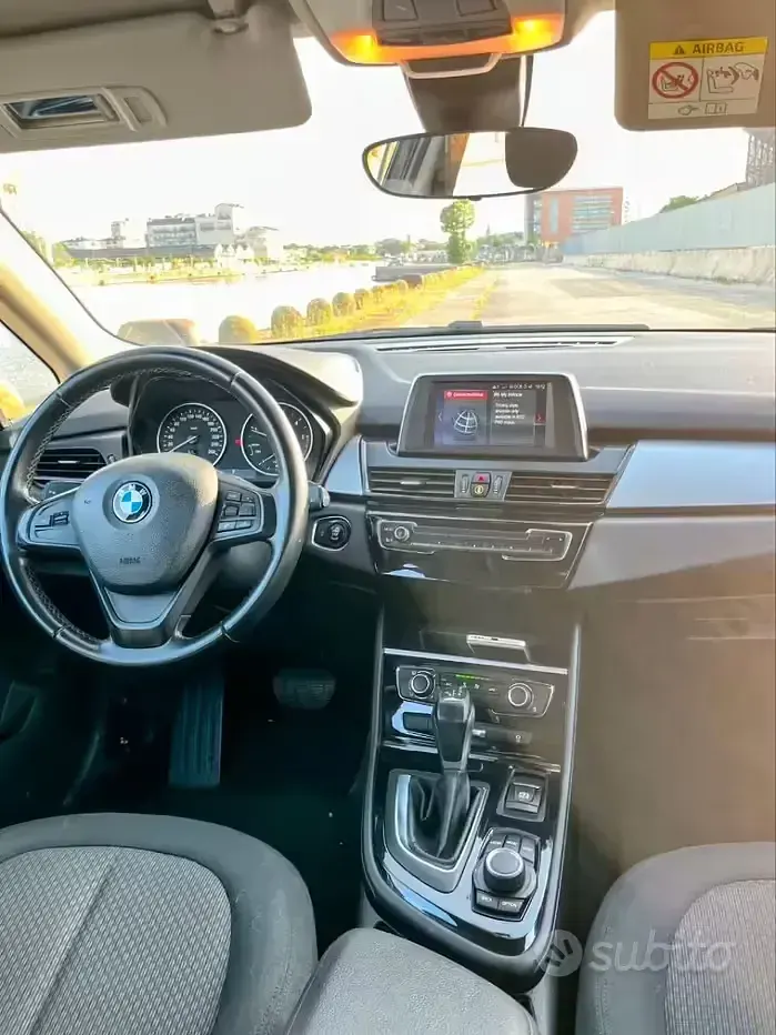 Usata BMW 218 150 CV (110 kW) 2018 Blu Station wagon