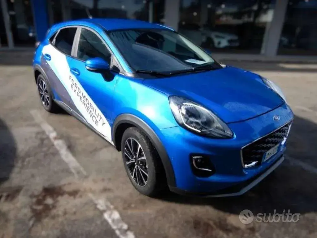 Second-hand Ford Puma Titanium 125 CP (91 kW) 2023 Albastru SUV