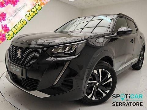 Usado Peugeot 2008 Allure 131 HP (96 kW) 2022 SUV
