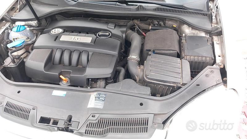Usata VW Golf VI 102 CV (75 kW) 2008 Grigio Utilitaria