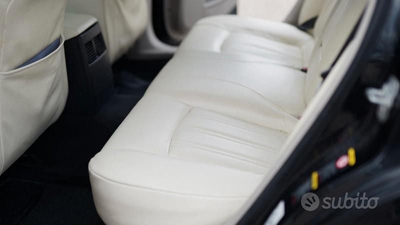 Usata Chrysler 300 218 CV (160 kW) 2007 Nero Berlina