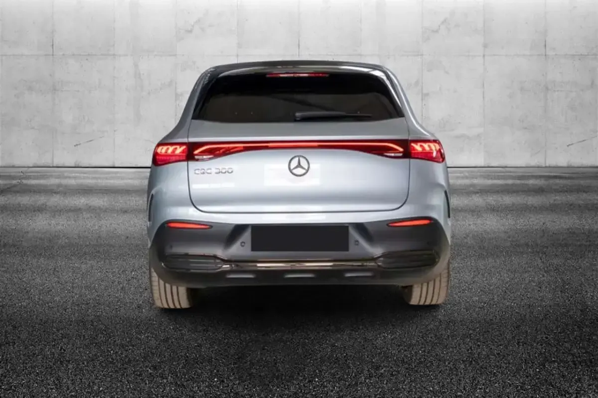 Usata Mercedes EQE300 AMG Line Premium 108 kW (148 CV) 2024 Argento SUV