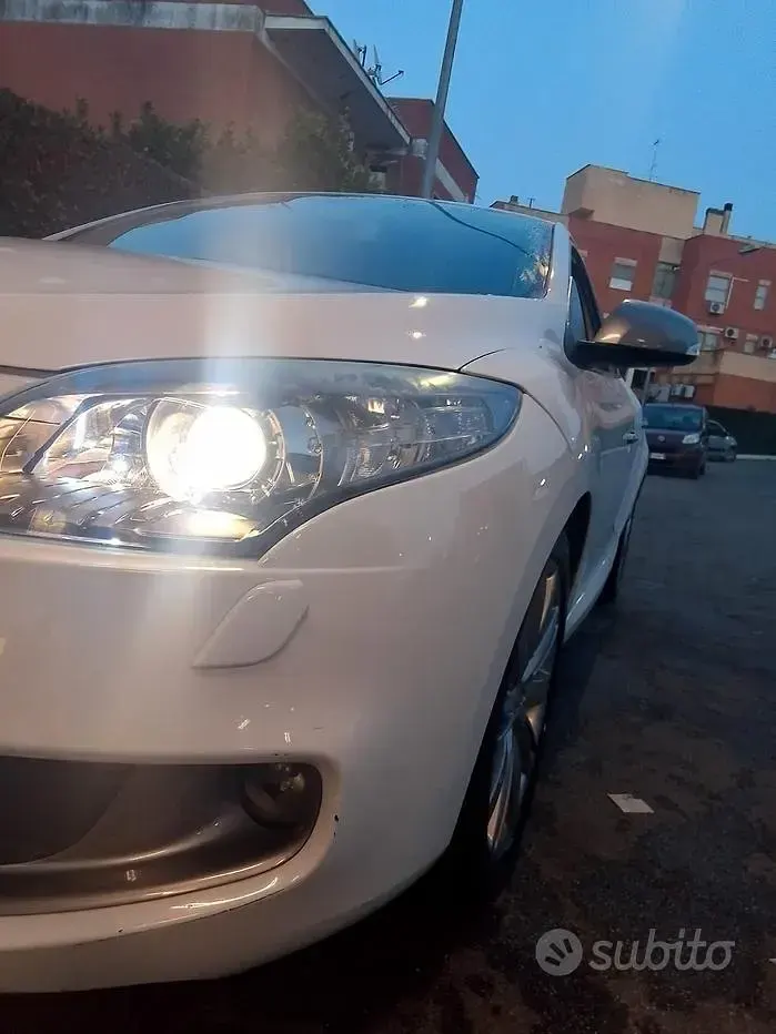 Usata Renault Mégane GT-Line 130 CV (95 kW) 2012 Bianco Berlina