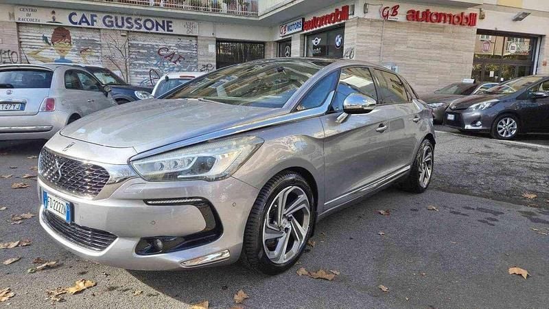 Grigio Usata 2016 DS Automobiles DS5 So Chic Due volumi | 12.500 € (Buon prezzo) - Immagine 1/4