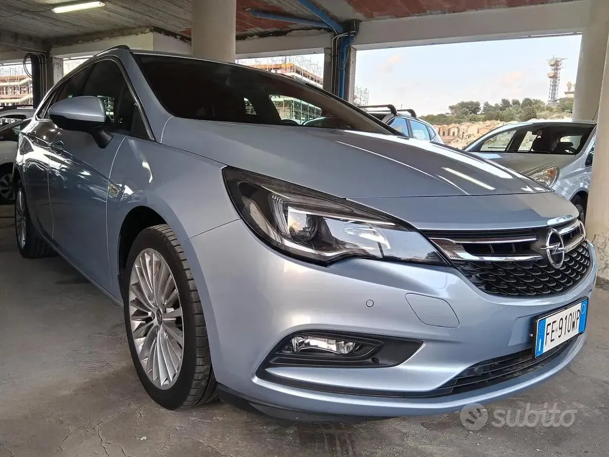 Usata Opel Astra Cosmo 136 CV (100 kW) 2016 Grigio Station wagon