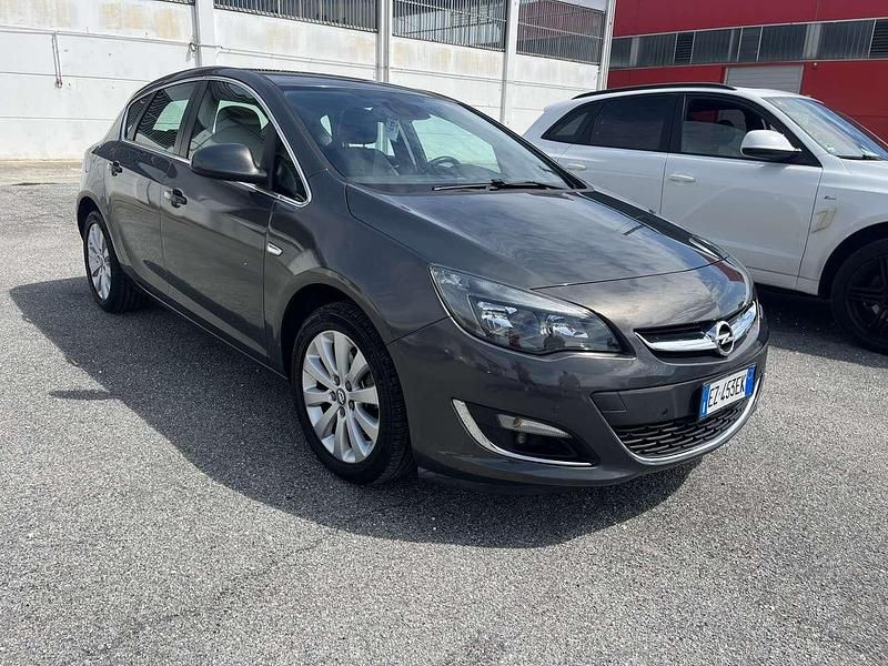 Usata Opel Astra Cosmo 110 CV (80 kW) 2015 Other Berlina