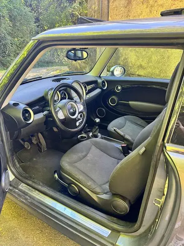 Usata Mini Cooper 75 CV (55 kW) 2010 Utilitaria
