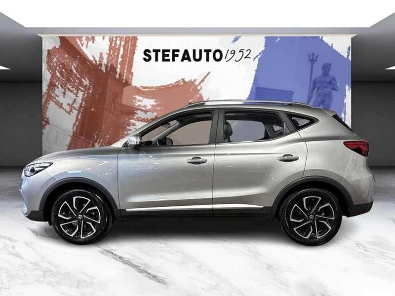 Usata MG ZS Luxury 111 CV (81 kW) 2024 Argento SUV