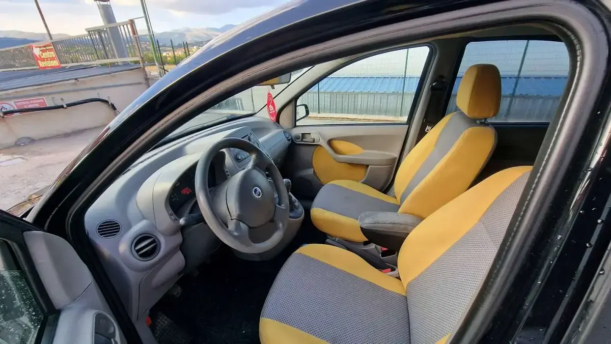 Usata Fiat Panda 4x4 69 CV (50 kW) 2007 Nero Utilitaria