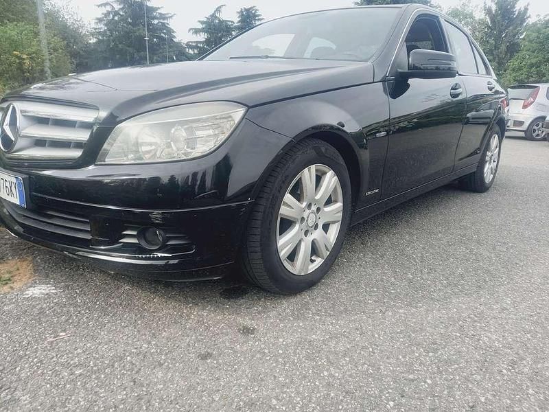 Usata Mercedes C220 Executive 170 CV (125 kW) 2010 Nero Berlina