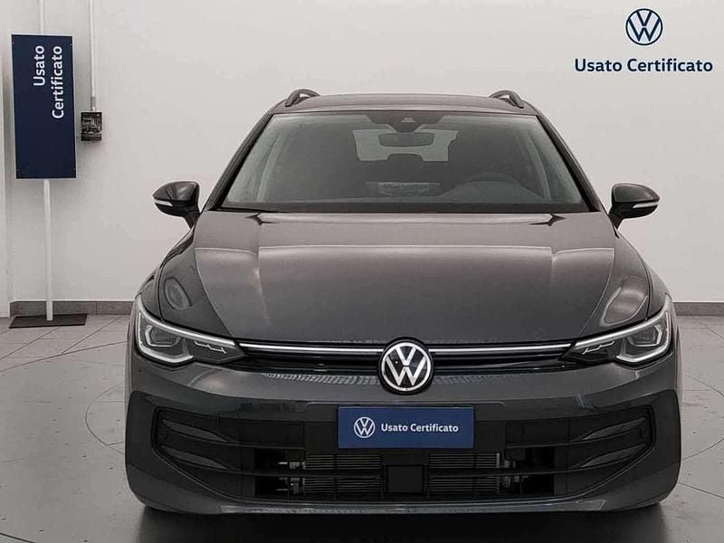 Usata VW Golf VIII Life 150 CV (110 kW) 2024 Grigio Station wagon