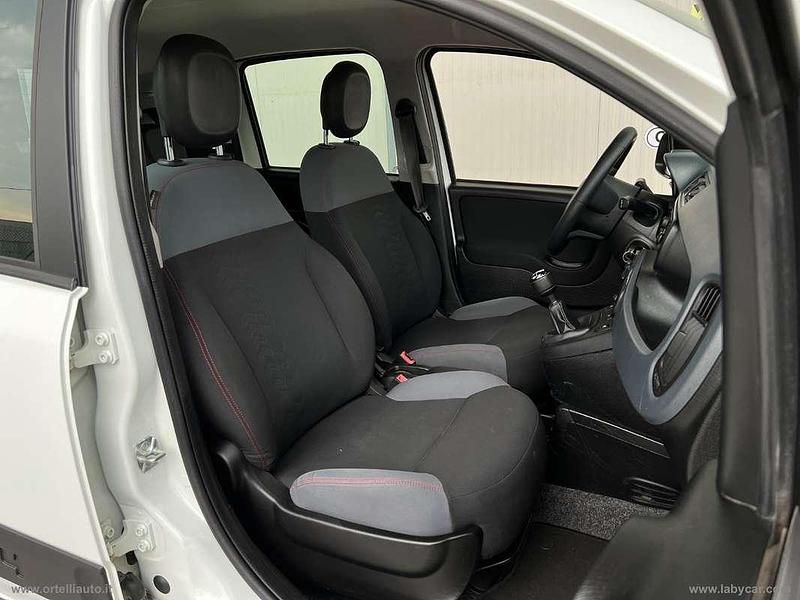 Usata Fiat Panda 4x4 95 CV (69 kW) 2018 Bianco Utilitaria