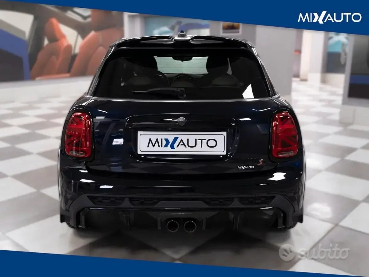 Usata Mini John Cooper Works 178 CV (130 kW) 2022 Nero Utilitaria