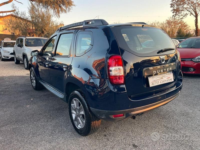 Usata Dacia Duster Lauréate 110 CV (80 kW) 2017 Blu Station wagon