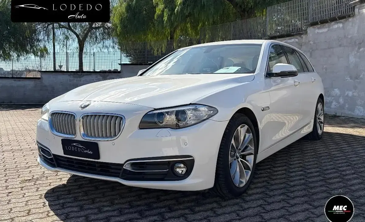 Usata BMW 525 Luxury Line 217 CV (159 kW) 2014 Bianco Station wagon