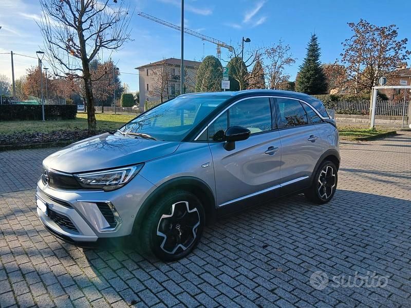 Grigio Usata 2022 Opel Crossland X SUV | 12.700 € (Ottimo prezzo) - Immagine 1/4