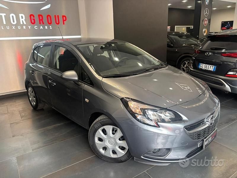 Usata Opel Corsa Edition 90 CV (66 kW) 2019 Grigio Berlina