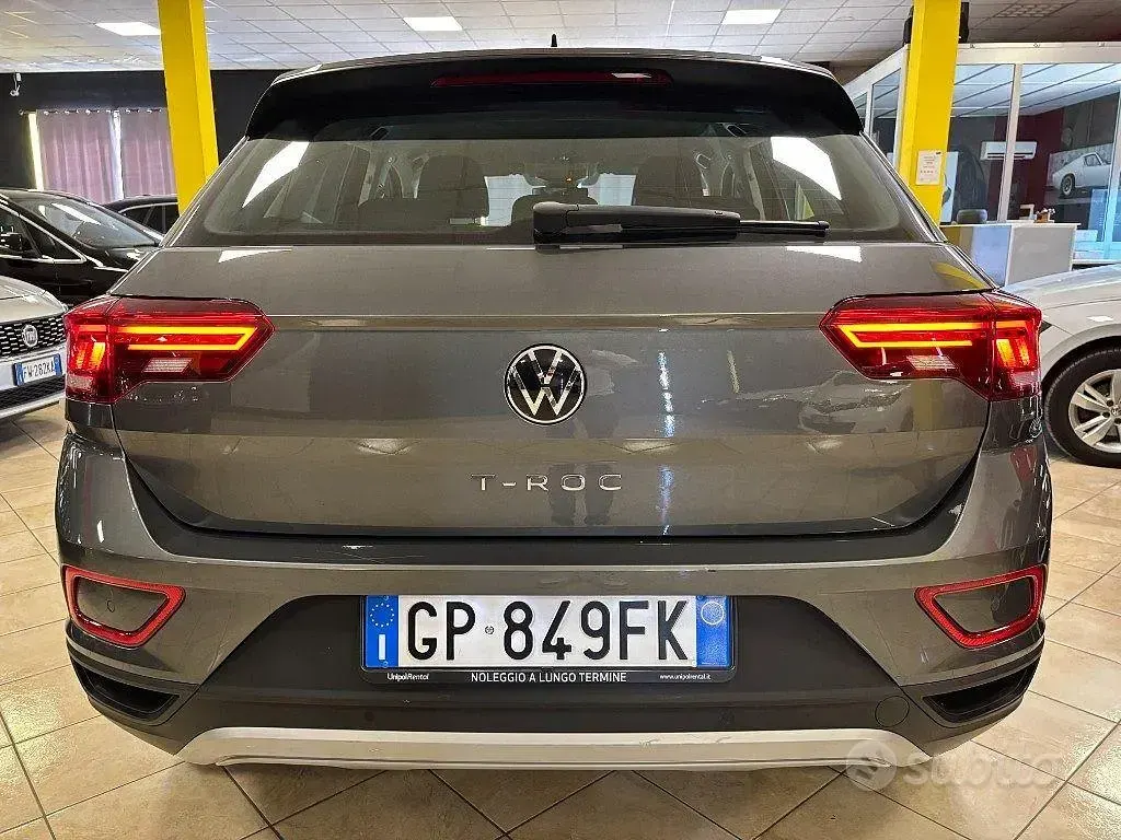 Usata VW T-Roc 150 CV (110 kW) 2023 Antracite SUV