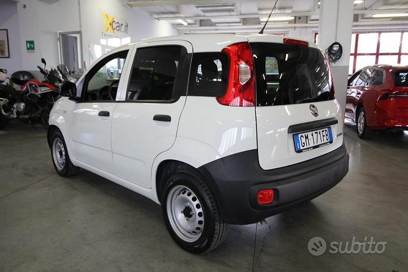 Usata Fiat Panda Pop 70 CV (51 kW) 2022 Bianco Utilitaria