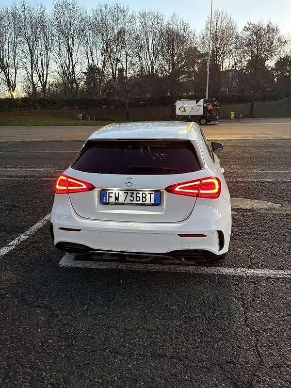 Usata Mercedes A180 Business 116 CV (85 kW) 2019 Berlina