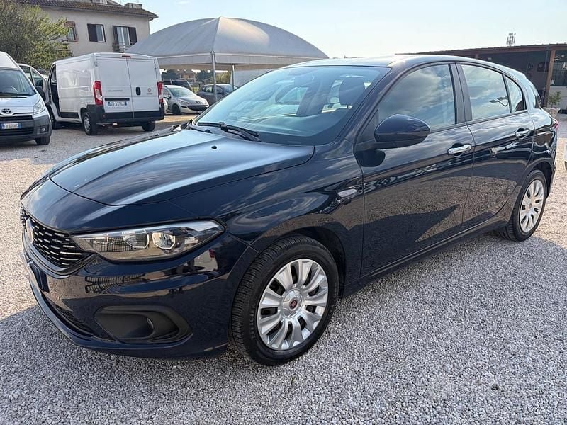 Usata Fiat Tipo Business 119 CV (87 kW) 2020 Blu Berlina