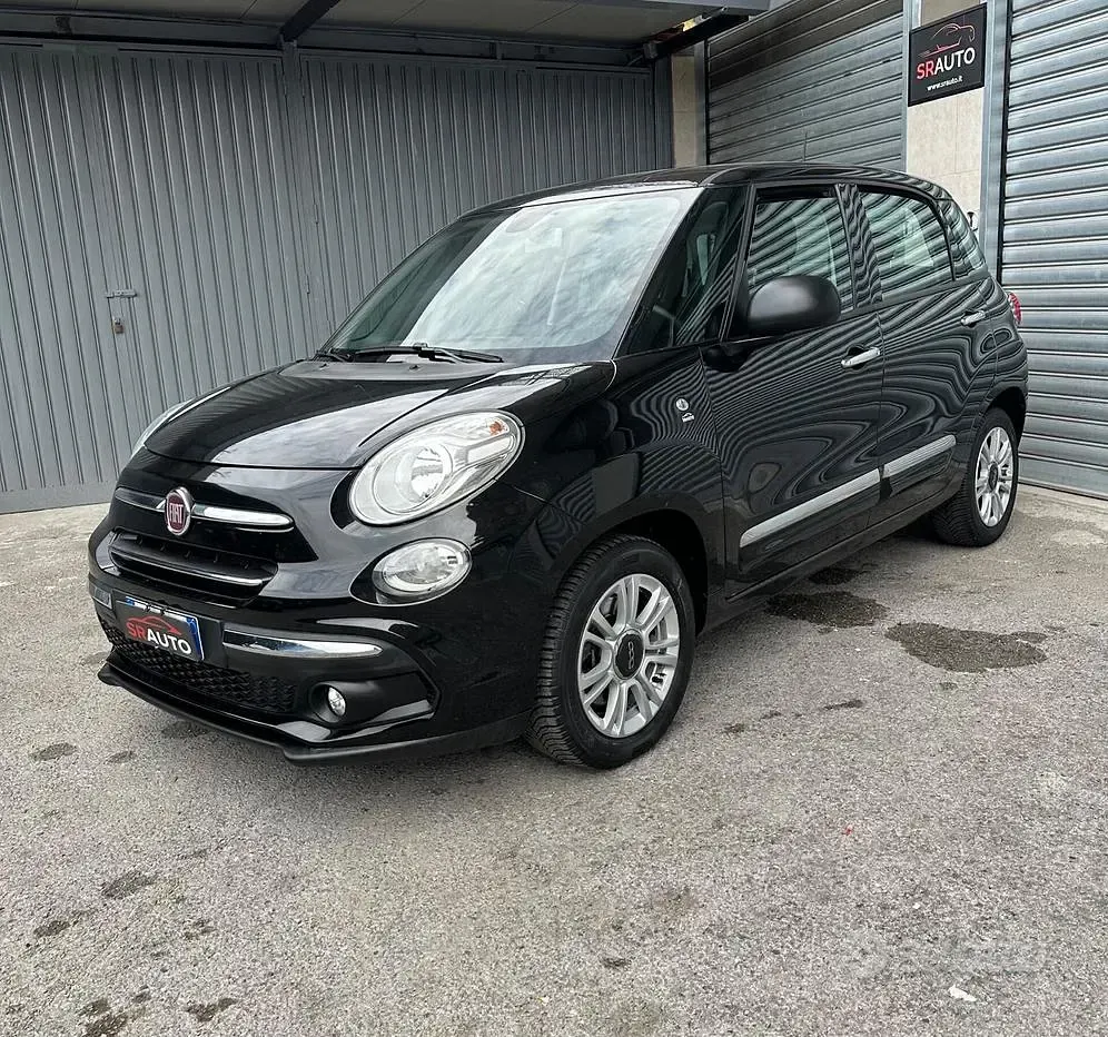 Usata Fiat 500L Lounge 120 CV (88 kW) 2019 Nero Monovolume