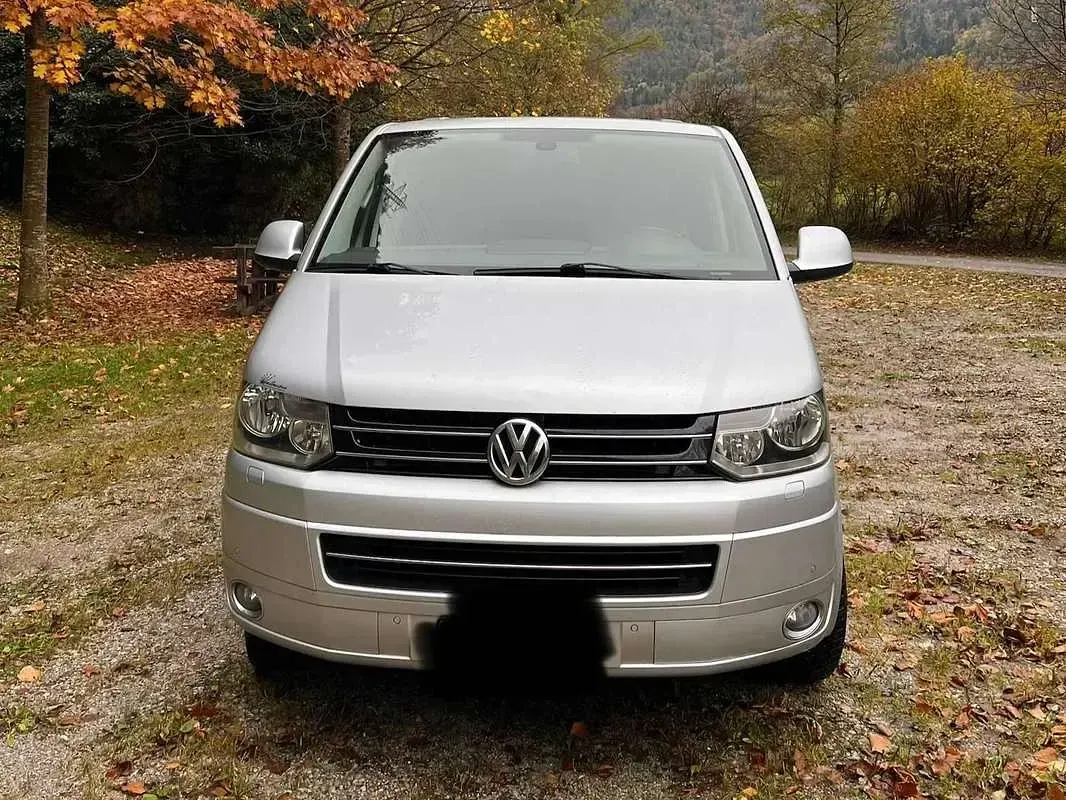 Usata VW T5 Highline 140 CV (102 kW) 2009 Argento Furgone
